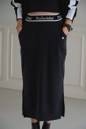 Flyaway Flow Skirt – Black Edition